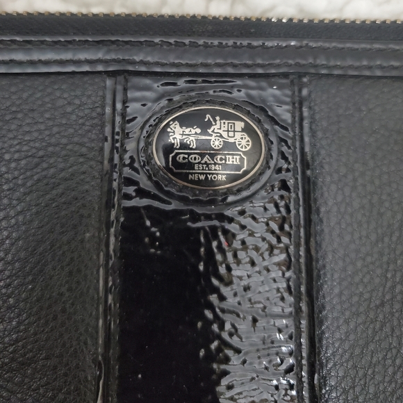 Large Coach Patent Leather and Leather Wristlet Wallet - Picture 12 of 12